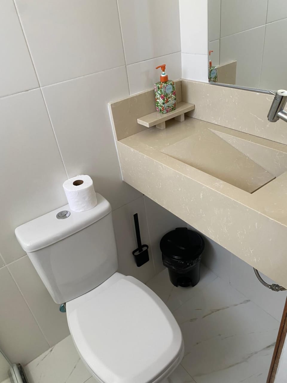 Apartamento com 3 Quartos em Ondina Apipema Ótimo Novo e Perto da Praia Apartment in Salvador