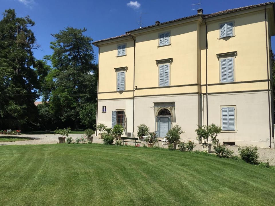 Property building, Garden, Garden view