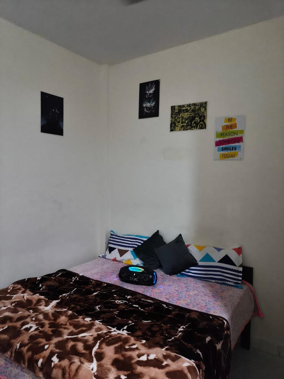little comfortable cozy Room Apartment in Chandigarh