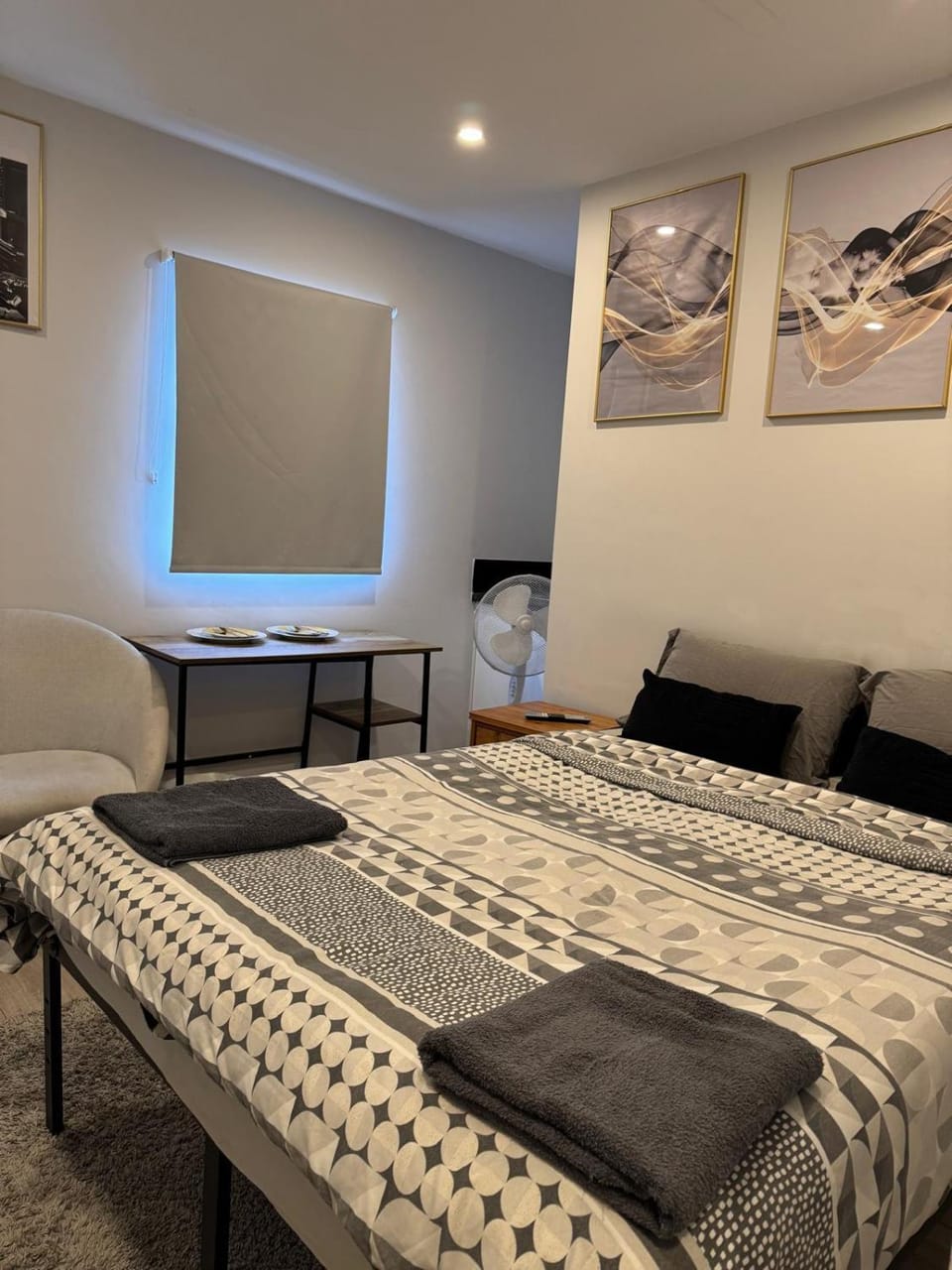 Photo of the whole room