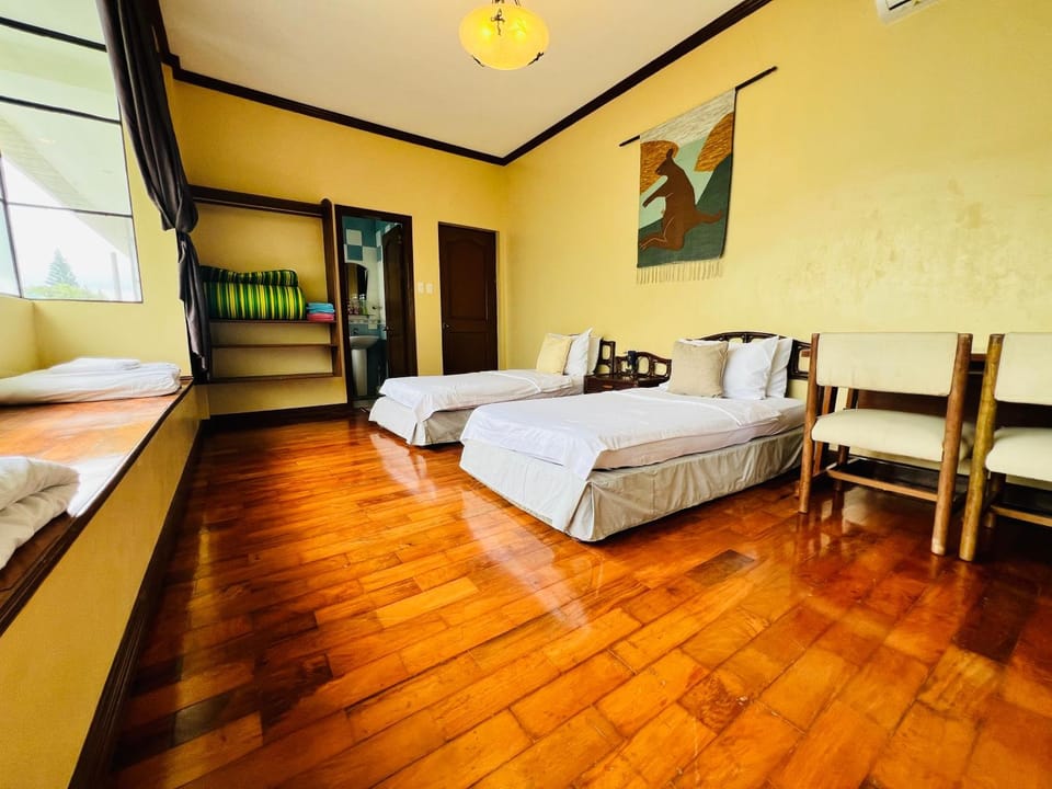 Relaxing Home Villa Cecilia Tagaytay House in Tagaytay