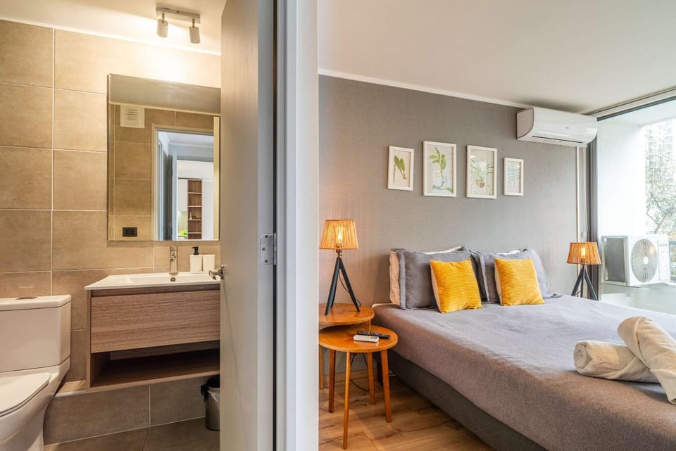 HOM I AA frio-caliente, Wifi, Full Equipado, Ideal para viajes de estudio, trabajo o turismo Apartment in Santiago