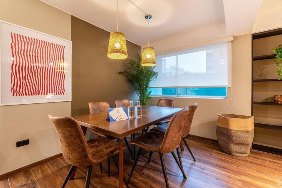 Living room, Dining area
