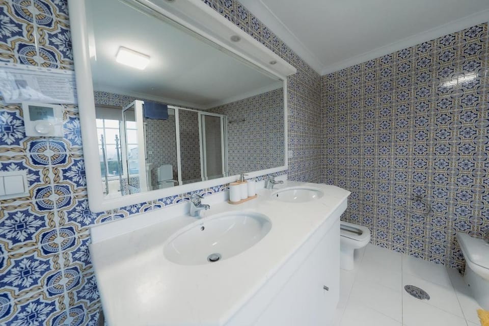 Douro Garden and Rooftop Home 1 House in Vila Nova de Gaia