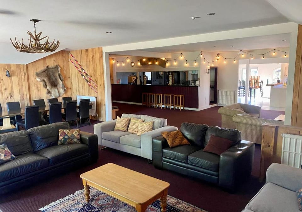 Living room, Lounge or bar