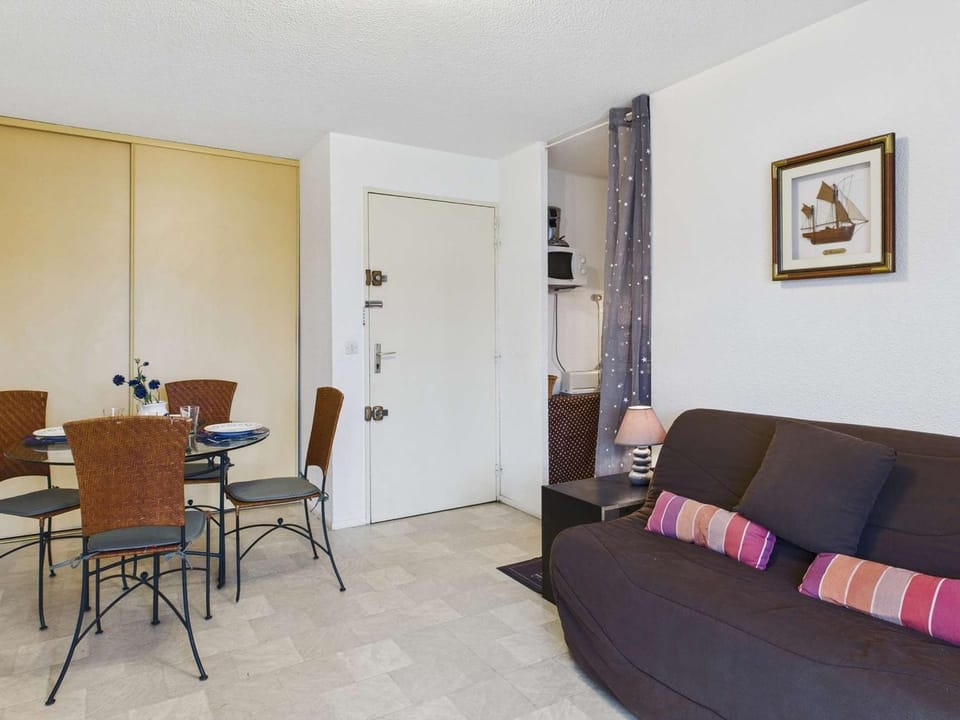 Appartement 2 pièces avec terrasse et parking privé à Marseillan-Plage - FR-1-326-851 Apartment in Marseillan