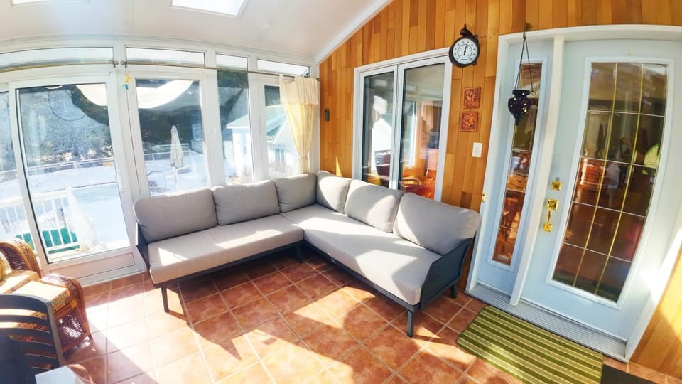 Patio, Seating area