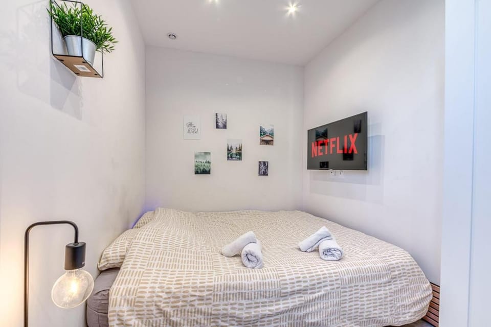 Studio Le Saphir NEUF & Cosy - Gare Parilly Apartment in Lyon