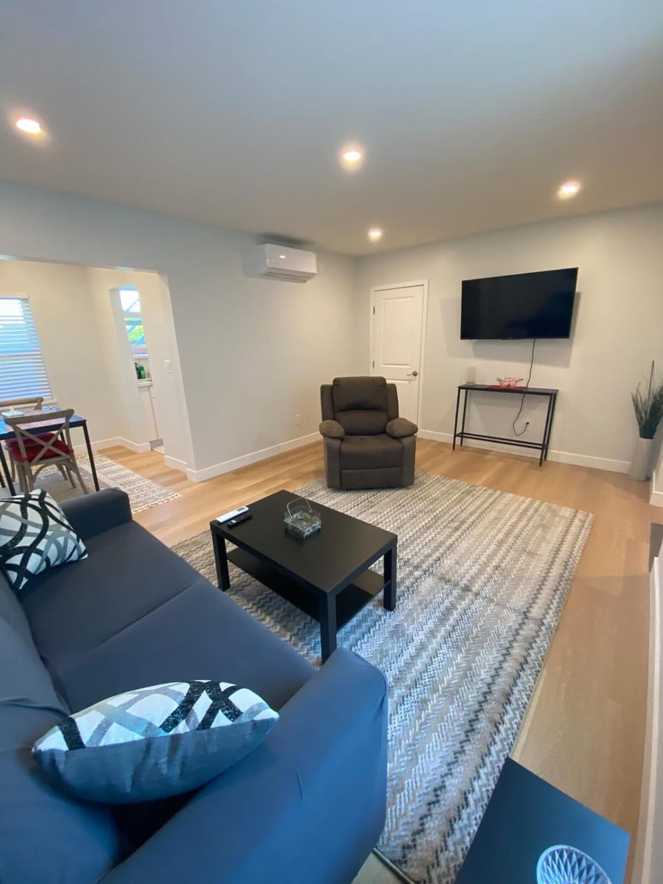 TV and multimedia, Living room