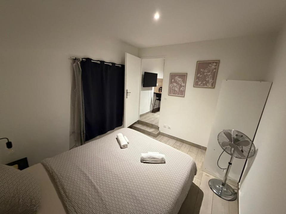 T2 Le Crystal x4 pers - Centre Venissieux Apartment in Lyon