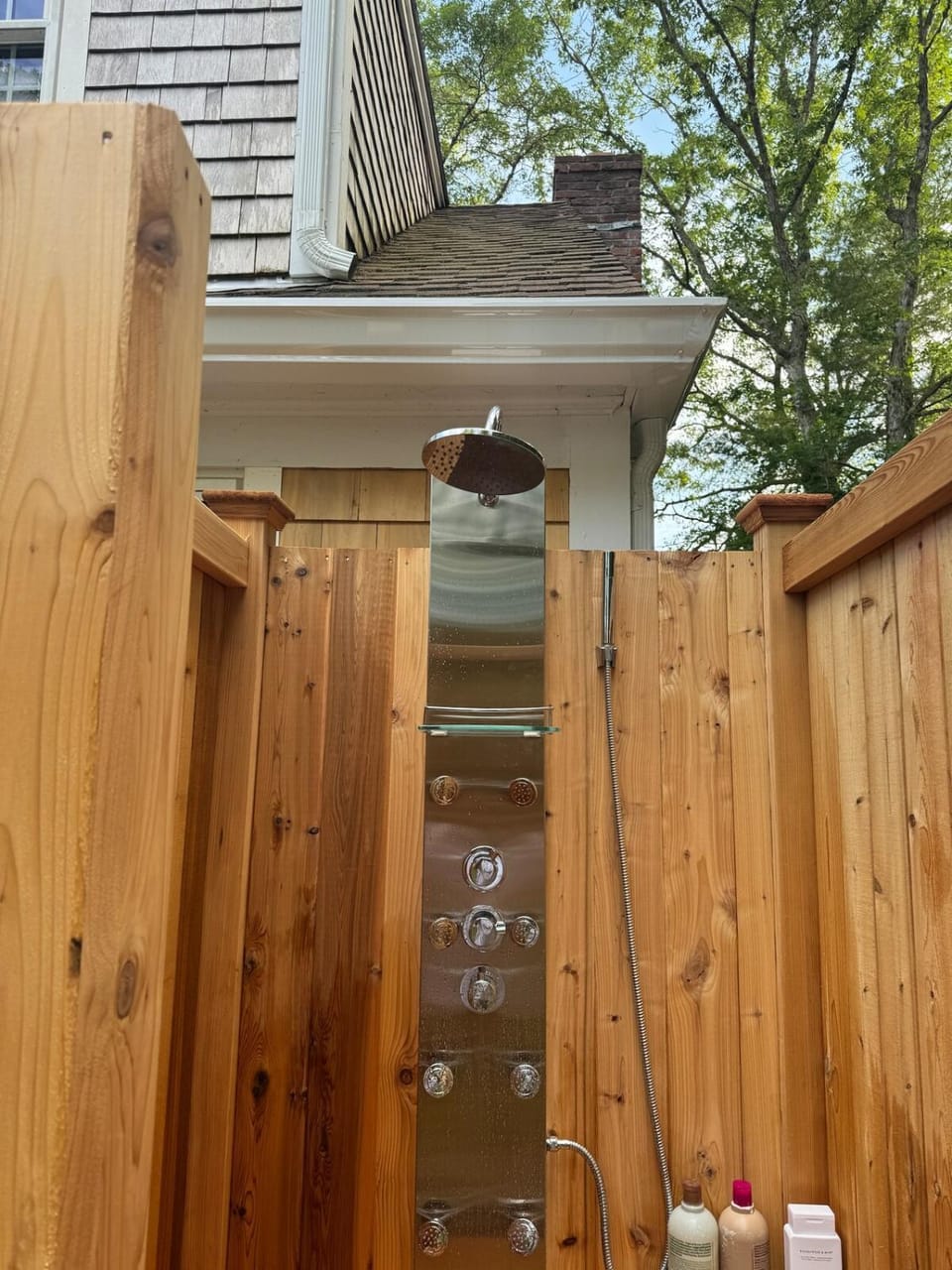 Walk to Private BeachRelaxing Home in Quiet Area House in Marstons Mills