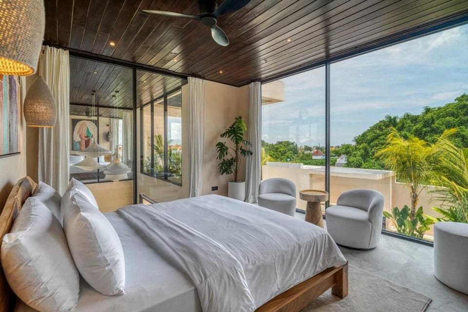 Villa Zoya Brand-New 3BR Retreat in Padonan Villa in North Kuta