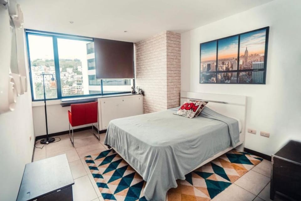 Bed, Photo of the whole room, Seating area, Bedroom