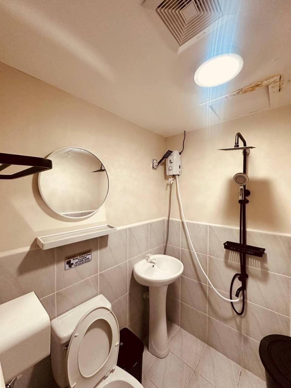 Victoria Suites Mactan Bed and Breakfast in Lapu-Lapu City