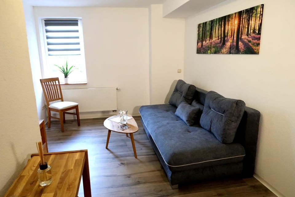 Bed, Living room