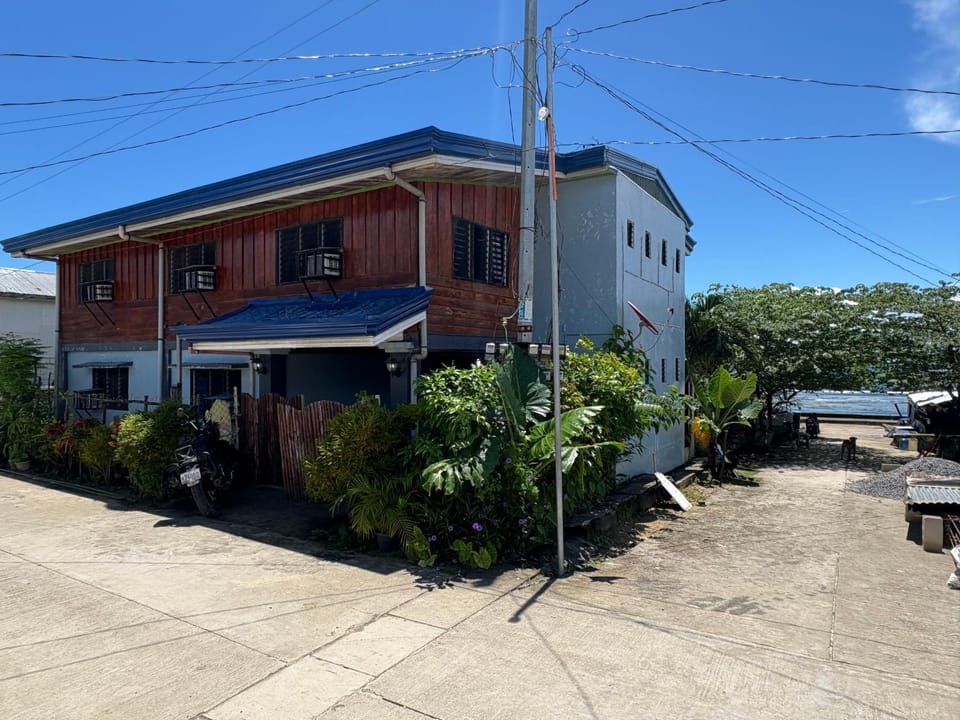Property building, Day, Street view, Parking
