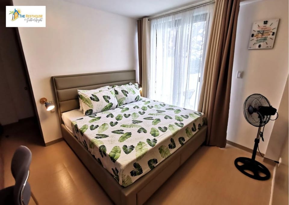 Overlooking & Serene Resthouse wt Pool in Antipolo Apartment in Antipolo