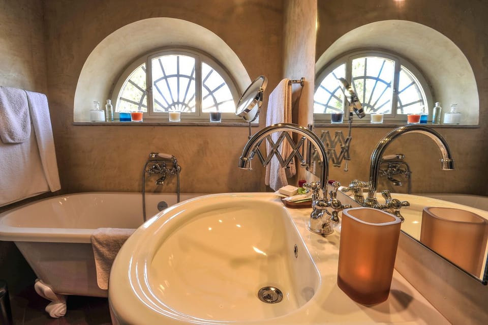 Bathroom, Bath