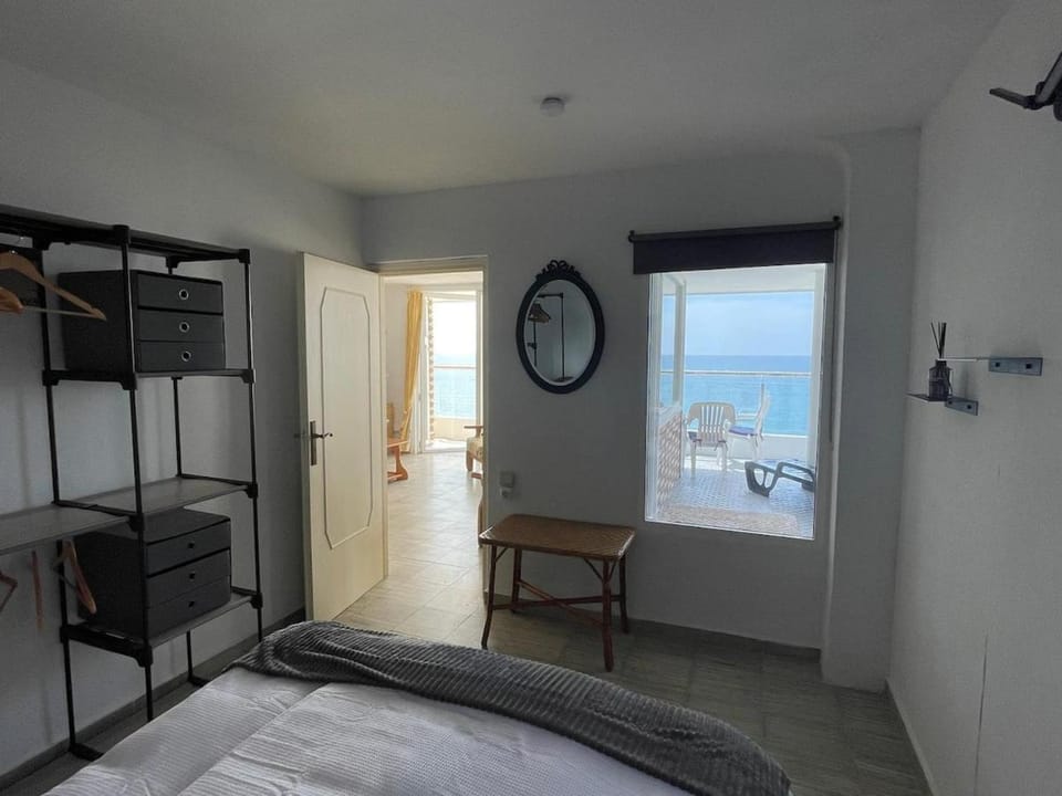 Bedroom, Sea view
