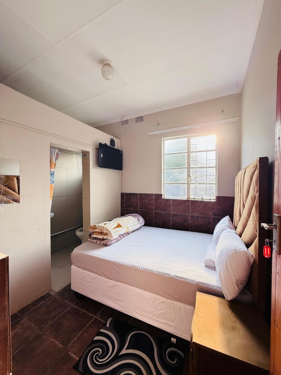 Bed, Bathroom, TV and multimedia, Coffee/tea facilities, Photo of the whole room