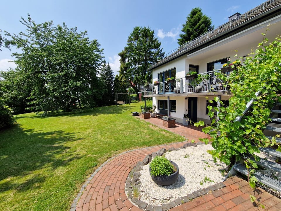 Property building, Spring, Day, Garden, Garden view
