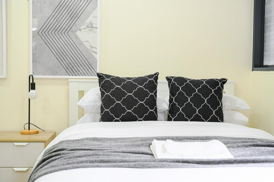 CBD 3br apt for 8 guests near Train & Shopping Apartment in Sydney