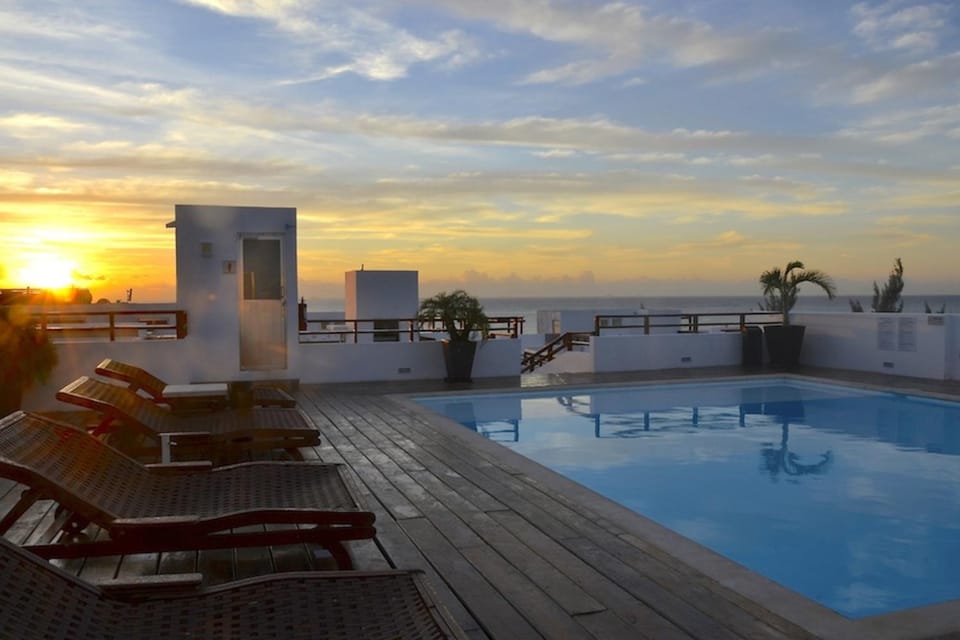 Balcony/Terrace, Swimming pool
