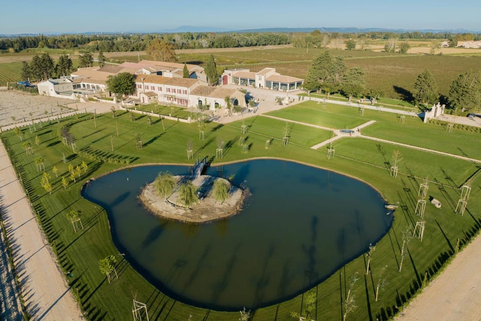 Le Mas Caladoc Luxury Retreat with Private Spa in Provence House in Arles