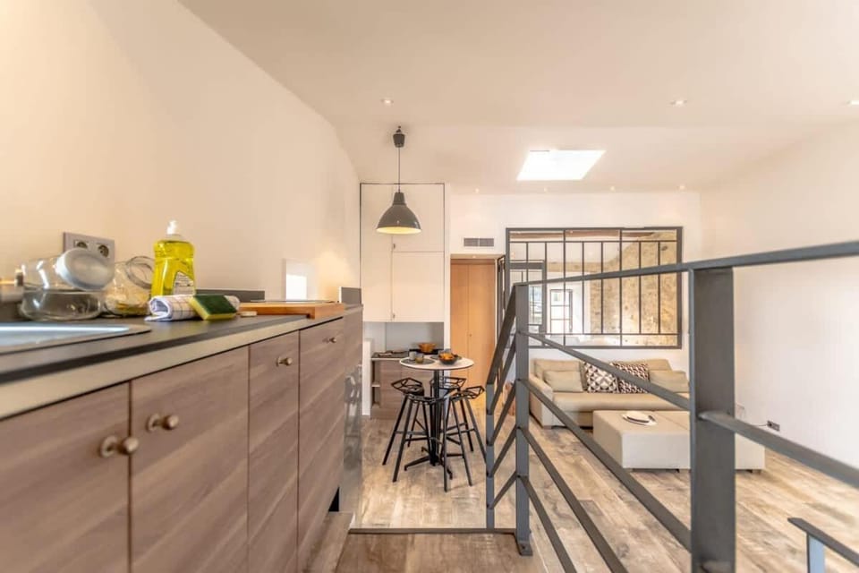 Loft Allard l Harbour Views l Shellter Rentals Apartment in Saint-Tropez