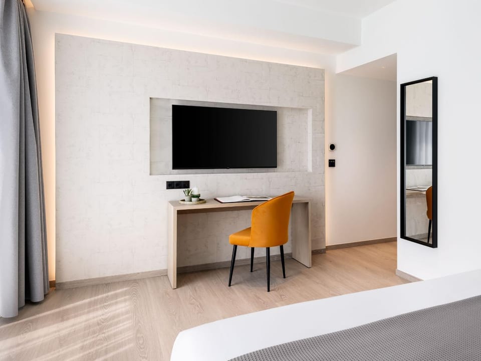 TV and multimedia, Evening entertainment, Bedroom