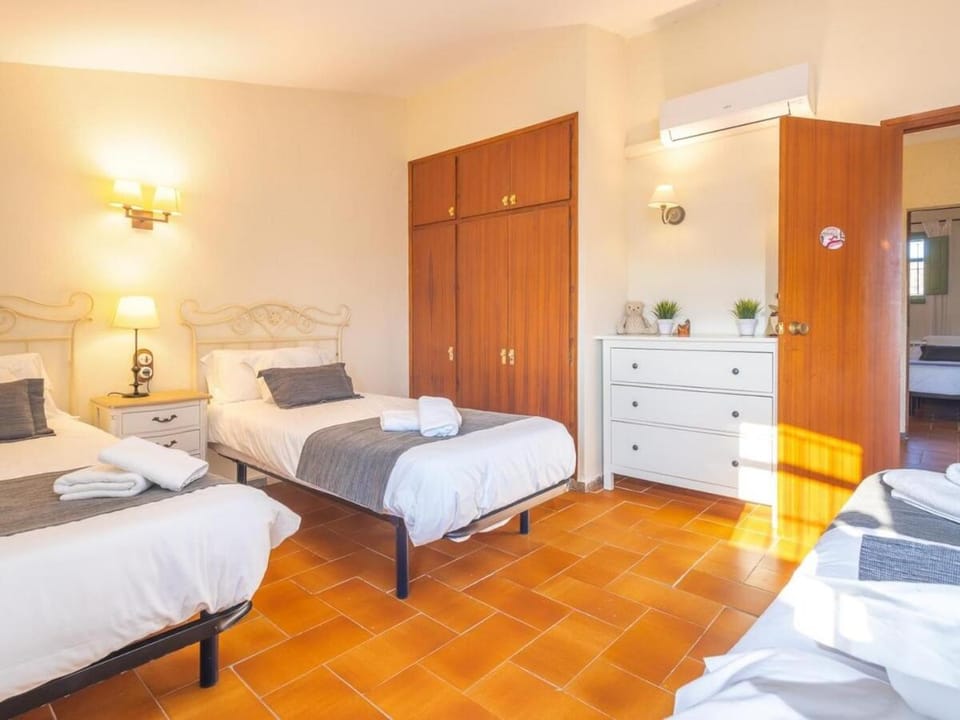 Winahost Can Forgas Foixà House in Baix Empordà