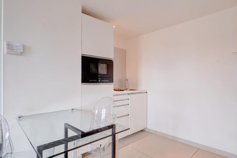 Le Semiramis l Central & Views l Shellter Rentals Inn in Saint-Tropez