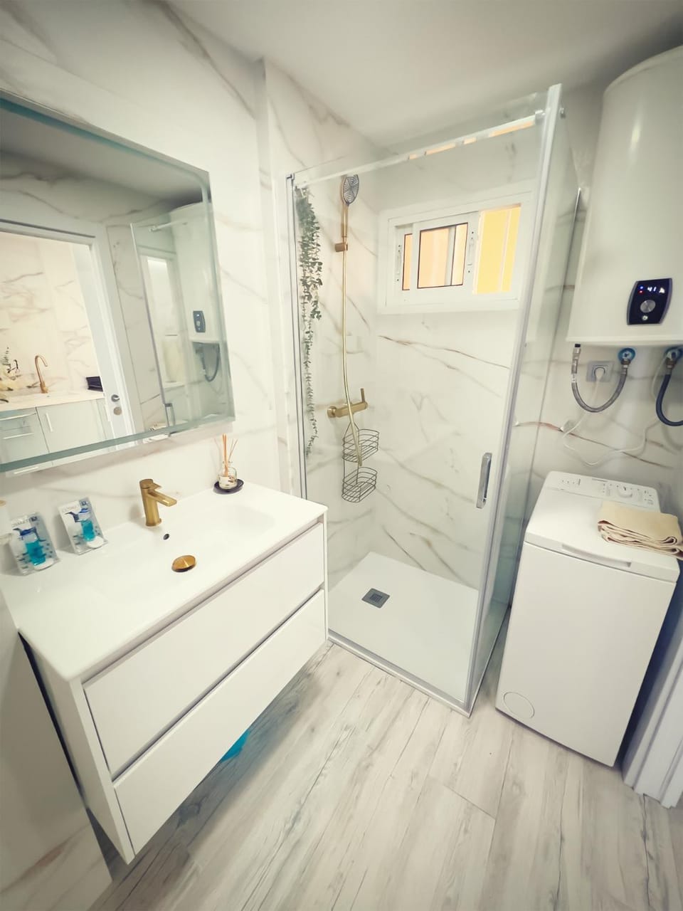 Shower, Bathroom