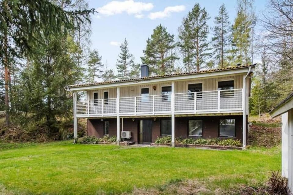 Paradise in the forest by the lake Villa in Sweden
