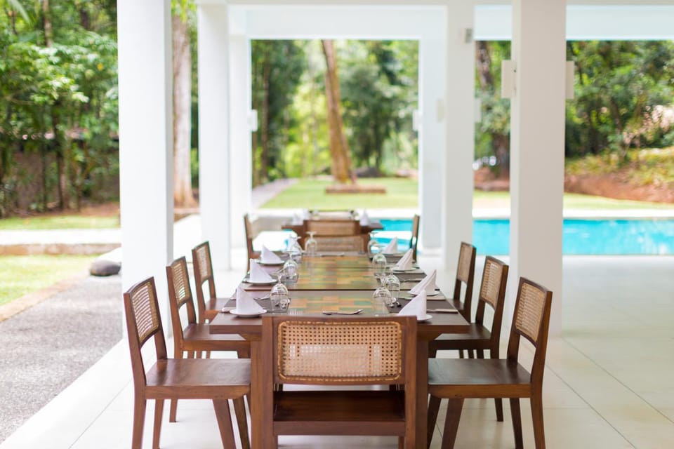 Restaurant/places to eat, Lobby or reception