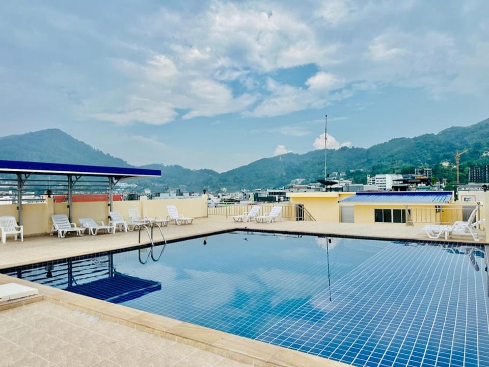Patong best location Apartments, 2 bedrooms Apartment in Patong