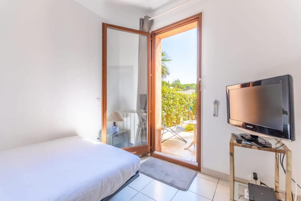 House Nartelles l BBQ & Pool l Shellter Rentals House in Sainte-Maxime