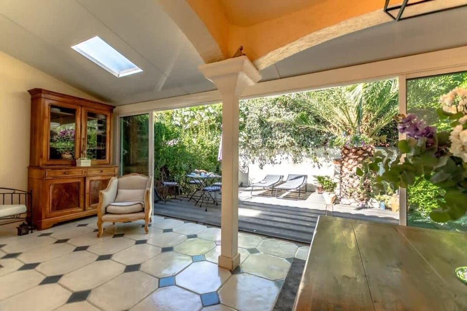 House Nartelles l BBQ & Pool l Shellter Rentals House in Sainte-Maxime