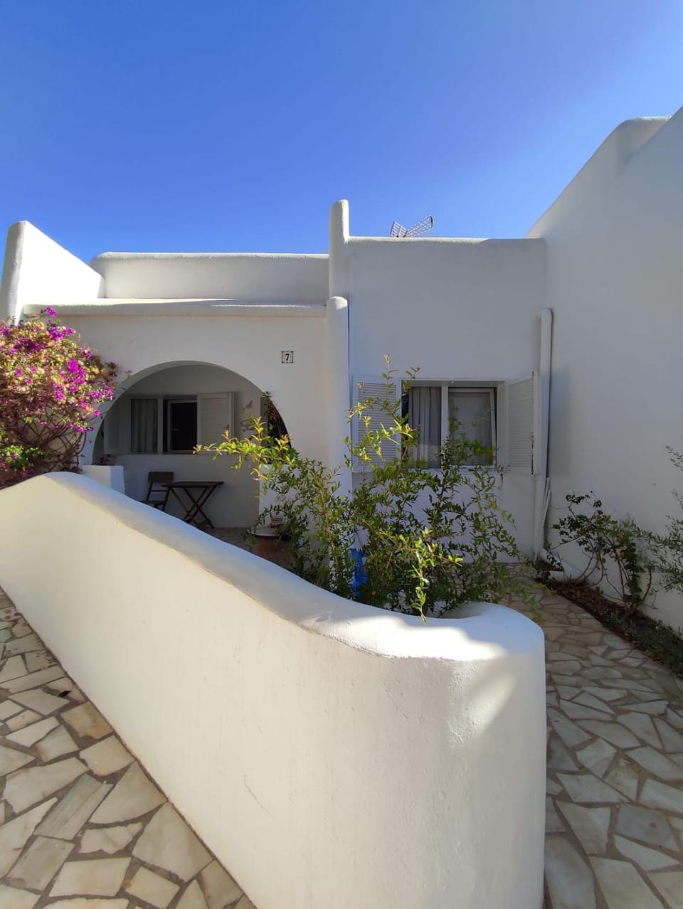 Property building, Day