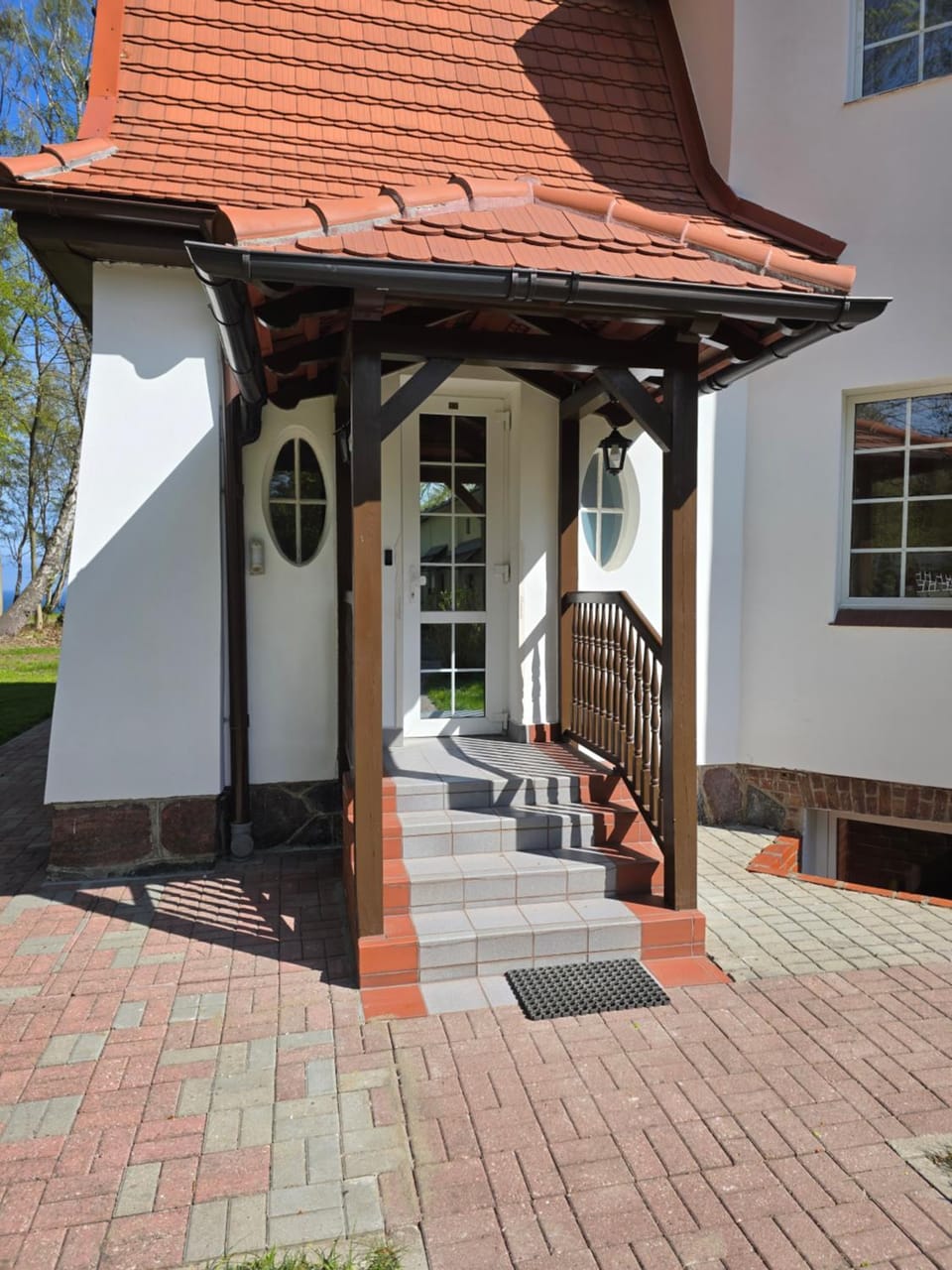 Property building, Facade/entrance