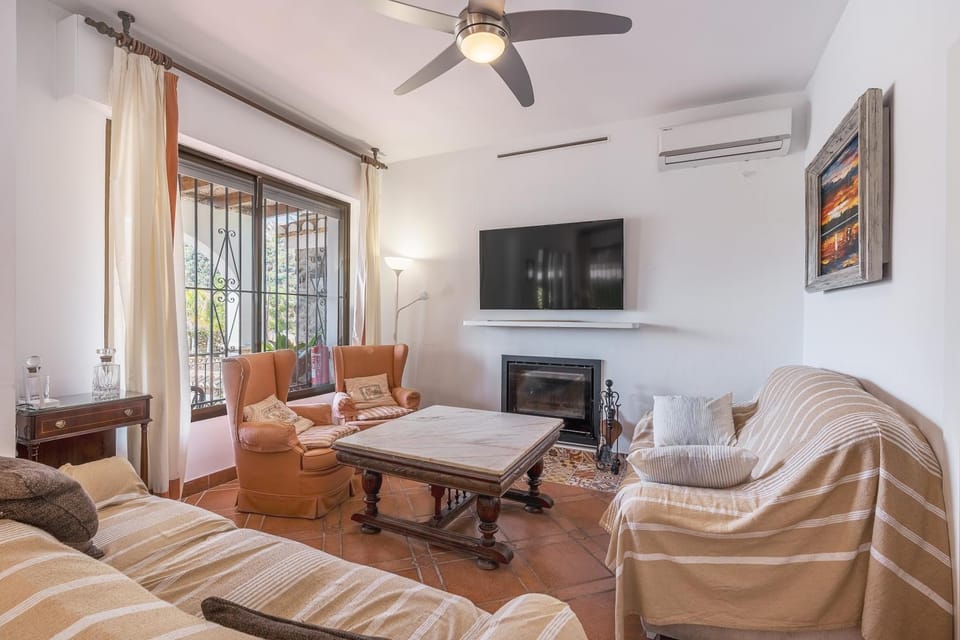 Property building, Living room