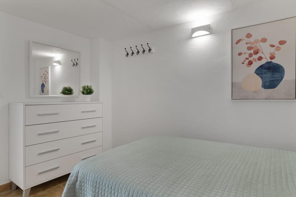Living room, Bedroom