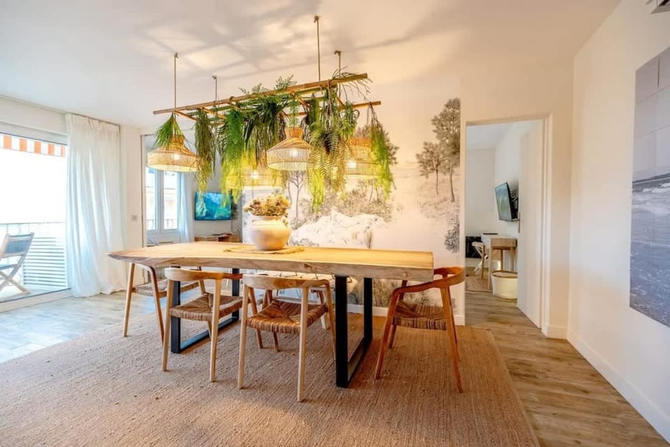 La Florida l Terrace & Beach l Shellter Rentals Apartment in Saint-Tropez