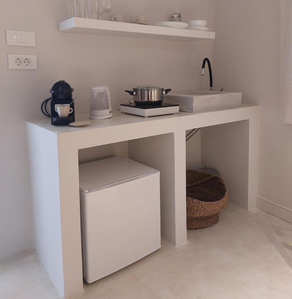 Villa Plaka 16 - 'The Cave' - Drepano, Nafplio Apartment in Argolis, Greece