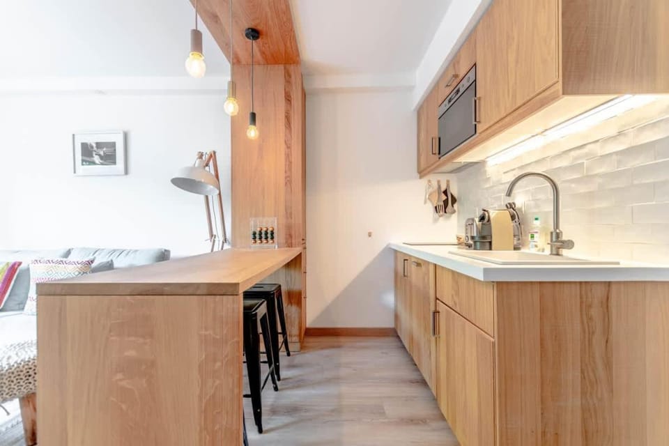 Le Bailly l Beachside & Rooftop l Shellter Rentals Apartment in Saint-Tropez