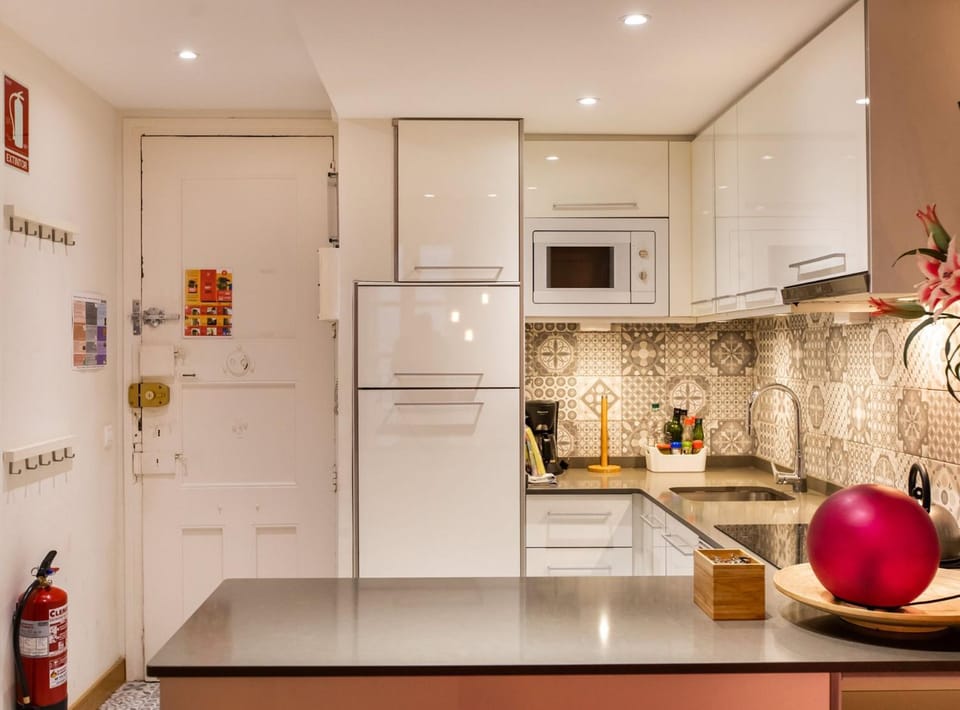 Blasco de Garay: acogedor apartamento en el corazón de Poble-sec Apartment in Barcelona