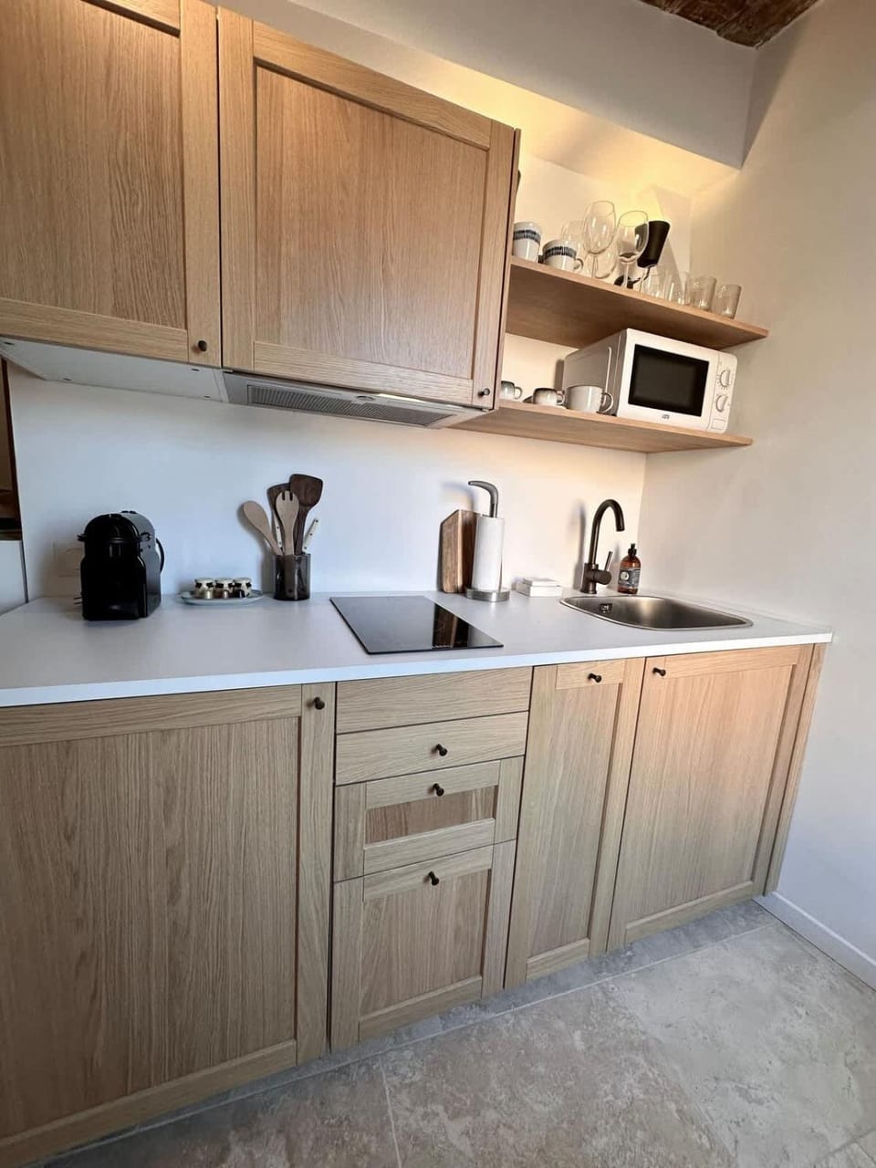 Le Paon l Old Town & AC l Shellter Rentals Apartment in Saint-Tropez