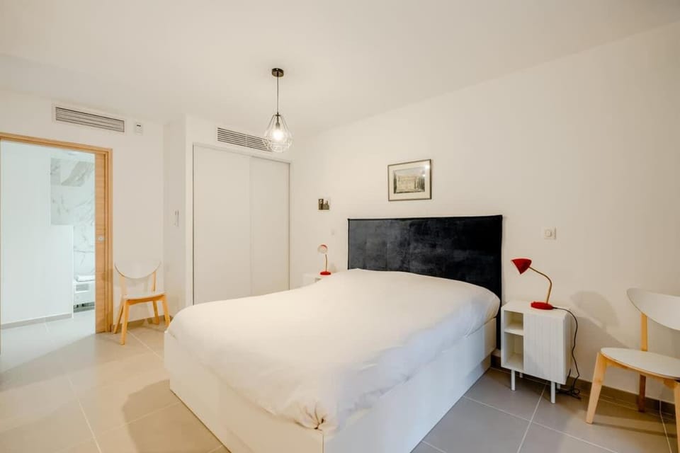 La Suite d'Oscar l New, Terrace l Shellter Rentals Apartment in Saint-Tropez