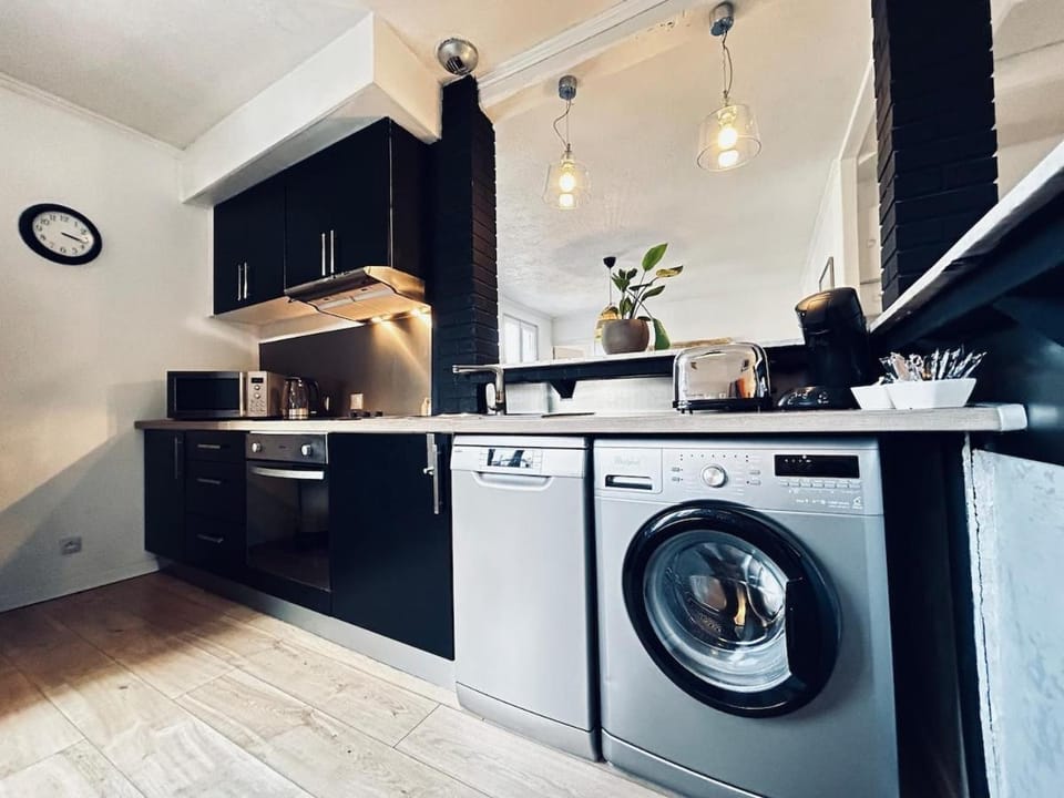 Une bulle en champagne T3 hyper centre avec balcon Apartment in Reims
