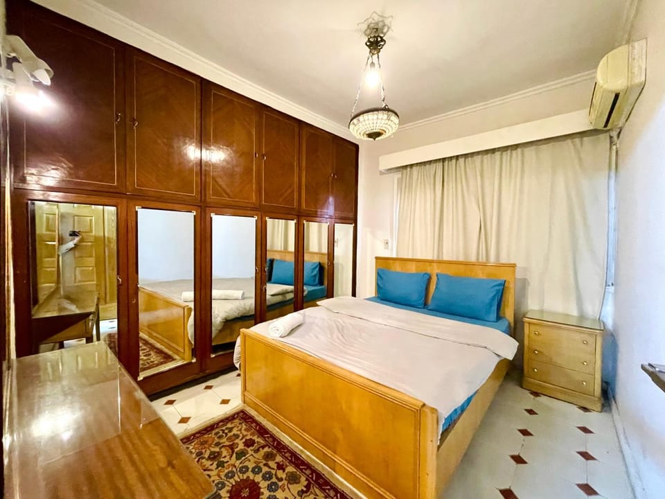 Bed, Photo of the whole room, Bedroom, wardrobe, air conditioner
